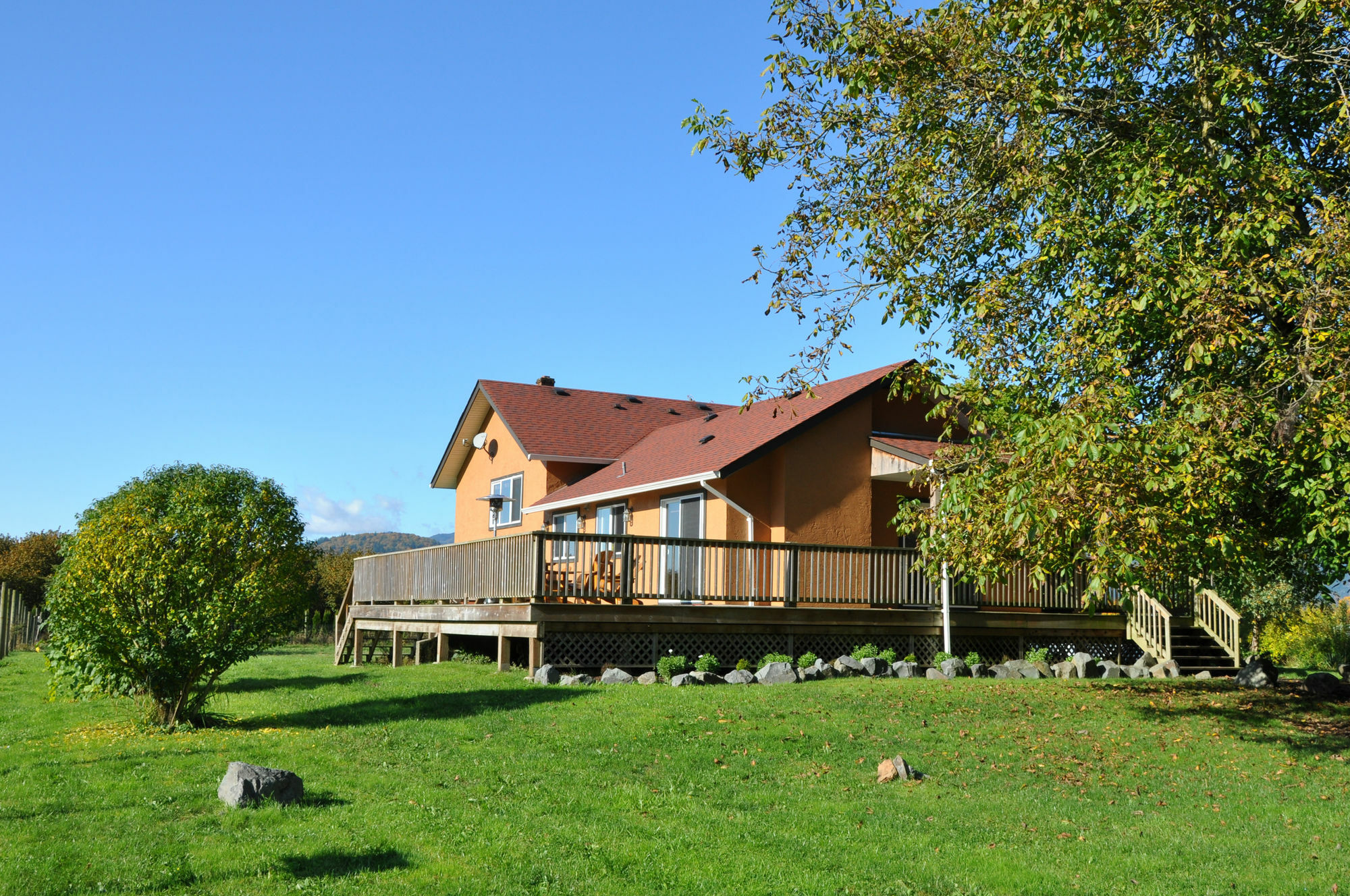 Fraser River Lodge Agassiz Exterior photo